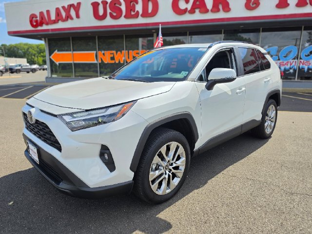 Used 2025 Toyota RAV4 XLE Premium w/ Weather Package AWD/4WD image 3