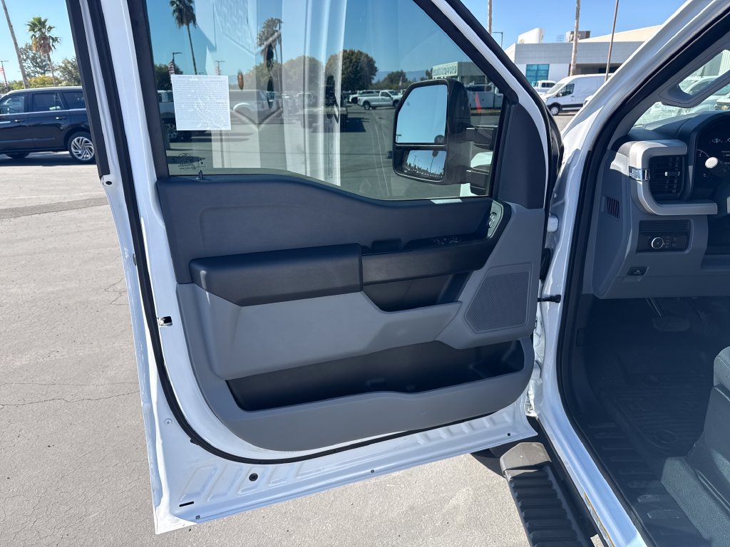 Used 2025 Ford F450 XL RWD image 10