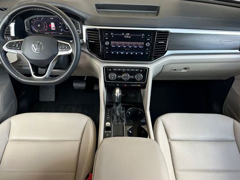 Used 2023 Volkswagen Atlas SE FWD image 13