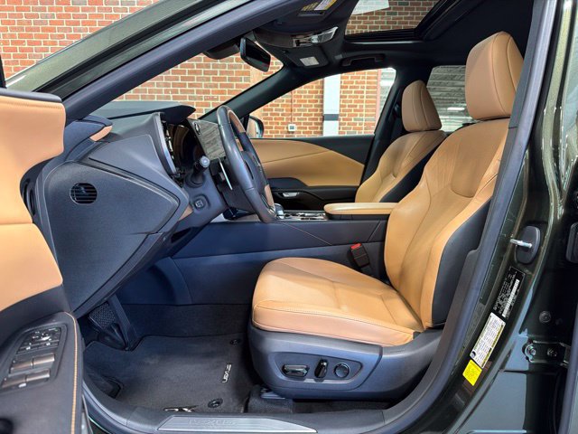 Used 2024 Lexus RX 350 Premium w/ Accessory Package (Z1) AWD/4WD image 11