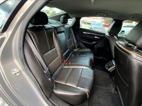 Used 2017 Chevrolet Impala Premier w/ Enhanced Convenience Package FWD image 26