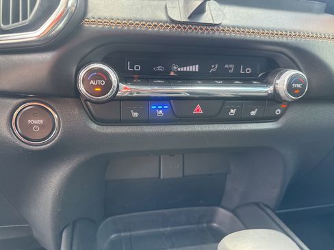 Certified 2025 MAZDA CX-50 2.5 Hybrid w/ Premium Plus Pkg AWD/4WD image 11