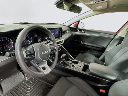 Used 2023 Kia K5 LXS image 8
