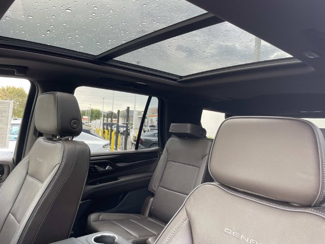 Used 2023 GMC Yukon Denali AWD/4WD image 23