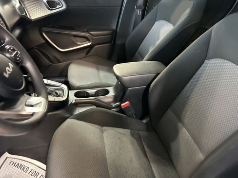 Used 2023 Kia Soul LX w/ Option Group 015 image 25