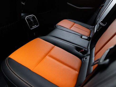 New 2026 Porsche Macan GTS AWD/4WD image 26