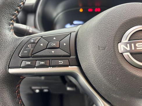 Used 2023 Nissan Kicks SR w/ SR Premium Package image 15