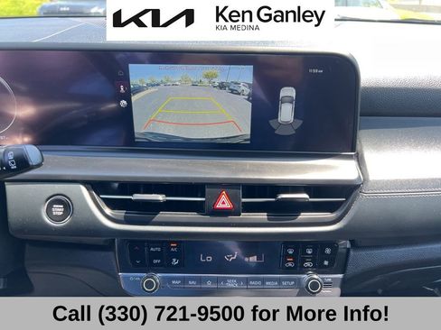 Certified 2025 Kia Seltos EX w/ EX Sunroof Package AWD/4WD image 39