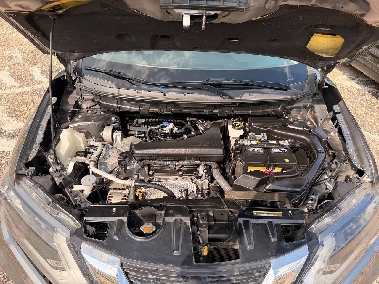 Used 2017 Nissan Rogue SV FWD image 28