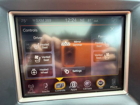 Used 2014 Jeep Grand Cherokee Overland AWD/4WD image 23