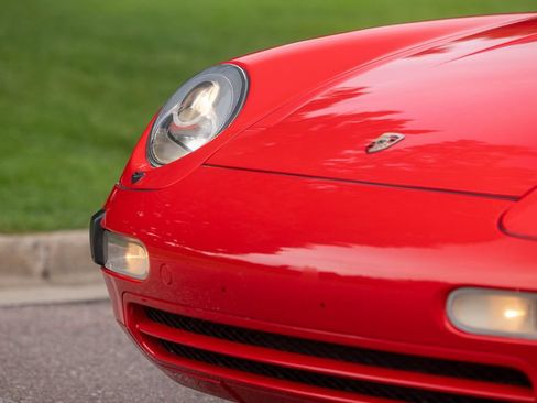Used 1995 Porsche 911 Carrera RWD image 32