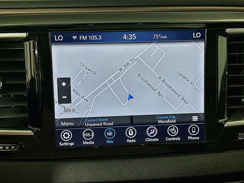 Used 2019 Chrysler Pacifica Touring-L Plus w/ Advanced Safetytec Group FWD image 16