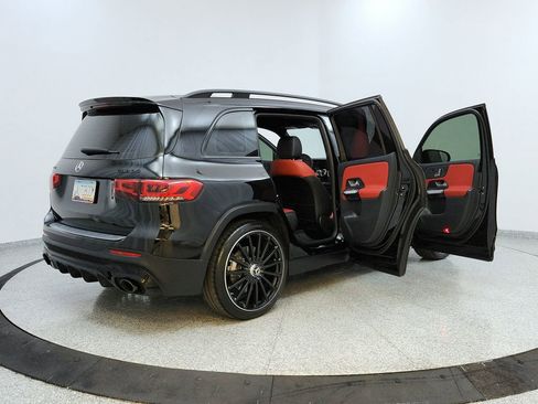 Used 2022 Mercedes-Benz GLB 35 AMG 4MATIC image 11