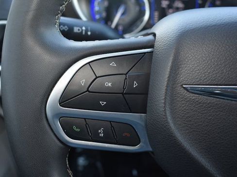 Used 2024 Chrysler Voyager LX image 19