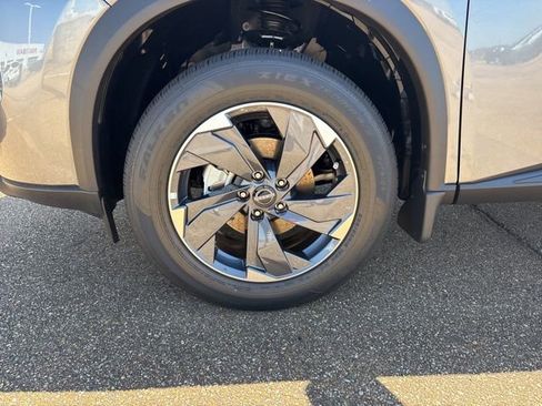 New 2026 Nissan Rogue SV image 8