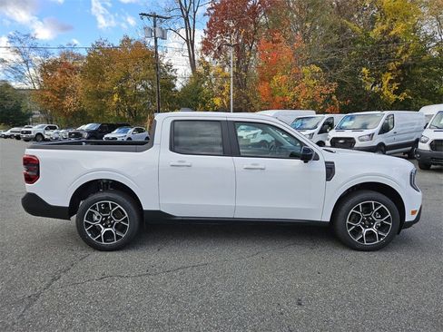 New 2025 Ford Maverick Lariat image 6