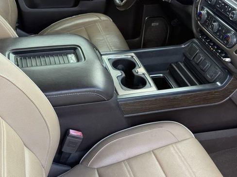 Used 2018 GMC Sierra 1500 Denali RWD image 17