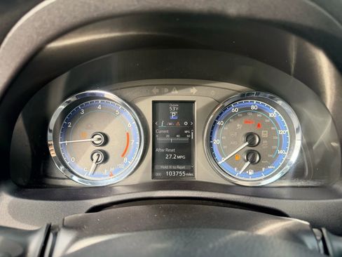 Used 2019 Toyota Corolla SE image 17