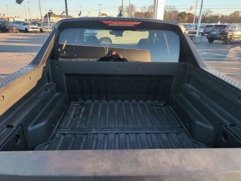 Certified 2024 Hyundai Santa Cruz SEL image 9