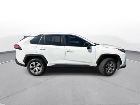Used 2023 Toyota RAV4 LE FWD image 5