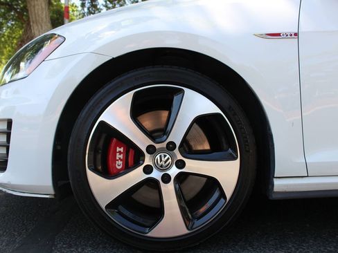 Used 2015 Volkswagen GTI Autobahn image 63