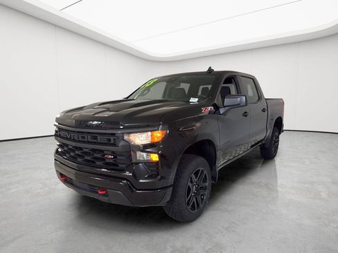 Used 2023 Chevrolet Silverado 1500 Custom Trail Boss AWD/4WD image 25