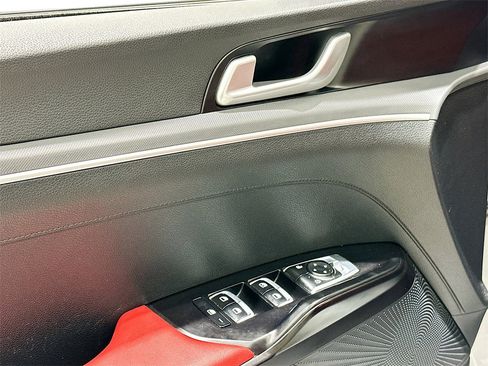 Used 2024 Kia K5 GT-Line image 18