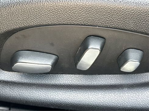 Used 2018 Cadillac XTS Luxury image 36