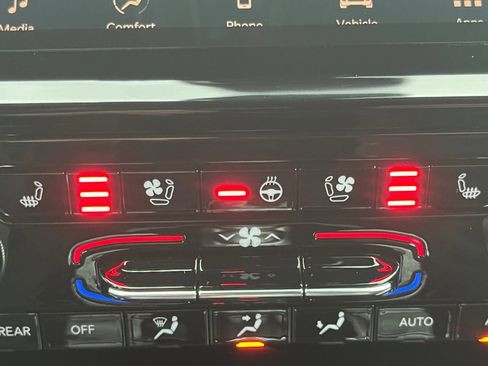 Used 2024 Jeep Grand Cherokee L Summit w/ Advanced Protech Group IV image 20