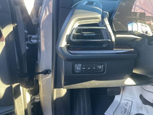 New 2026 Chevrolet Traverse Z71 image 18