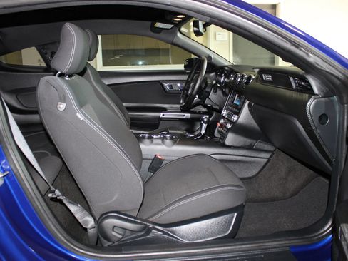 Used 2015 Ford Mustang Coupe w/ Equipment Group 051A RWD image 24
