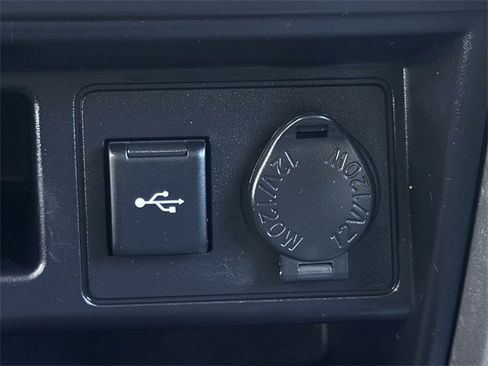 Used 2020 Toyota 4Runner SR5 Premium image 23