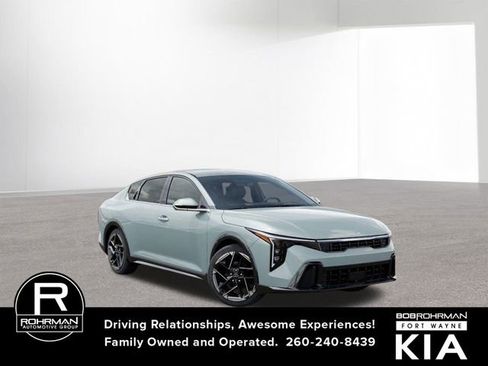 New 2025 Kia K4 GT-Line image 10