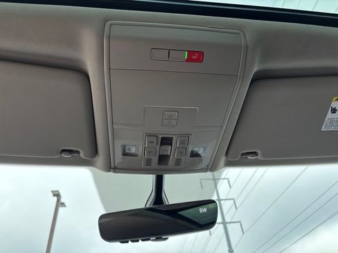 Certified 2023 Volkswagen Atlas SE w/ Panoramic Sunroof Package FWD image 23