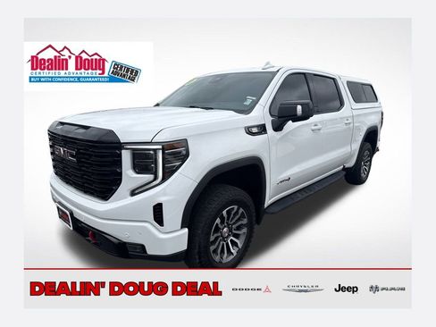 Used 2022 GMC Sierra 1500 AT4 w/ AT4 Premium Package image 1
