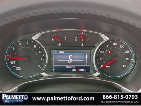 Used 2021 Chevrolet Equinox LT FWD image 27