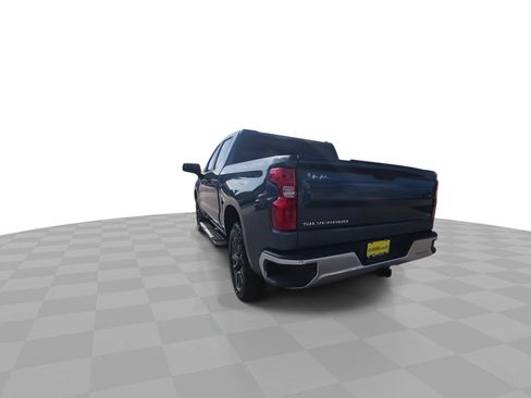 Used 2024 Chevrolet Silverado 1500 LT AWD/4WD image 7