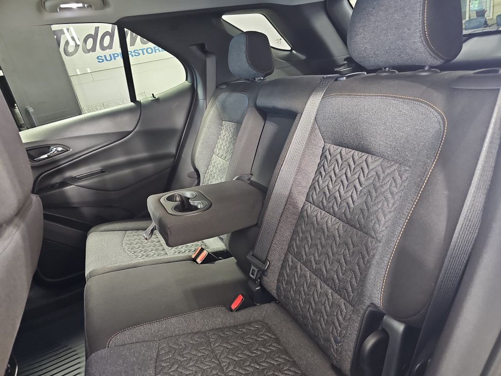 Used 2024 Chevrolet Equinox LT AWD/4WD image 18