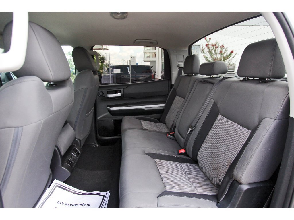 Used 2017 Toyota Tundra SR5 RWD image 13