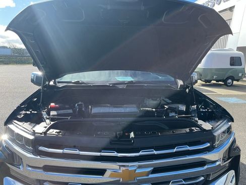 Used 2019 Chevrolet Silverado 1500 LTZ w/ LTZ Plus Package image 26