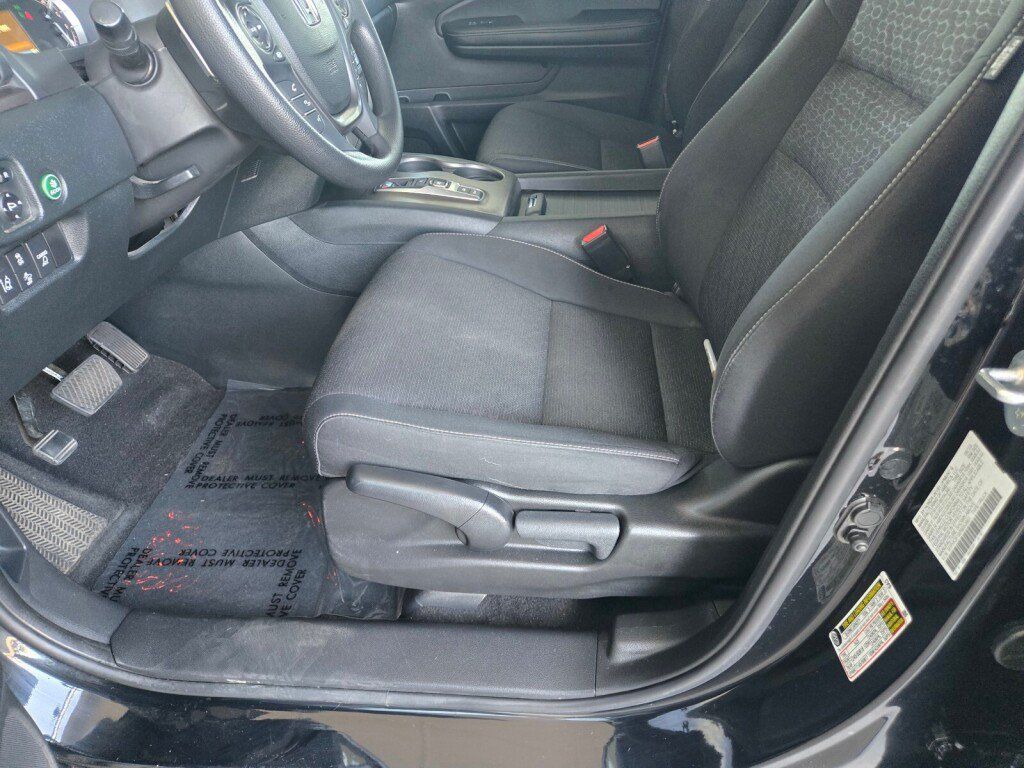 Certified 2023 Honda Ridgeline Sport image 21
