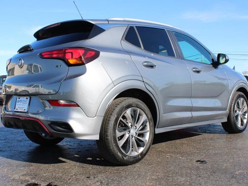 Used 2021 Buick Encore GX Select w/ Sport Touring Package image 4