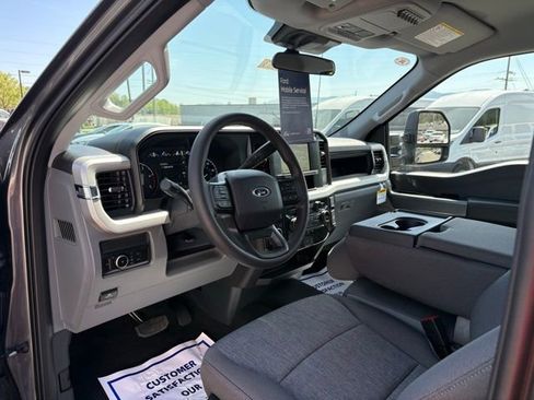 New 2026 Ford F250 XL image 3