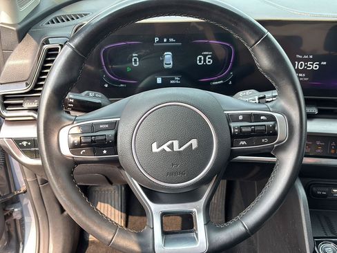 Used 2024 Kia Sportage EX AWD/4WD image 19