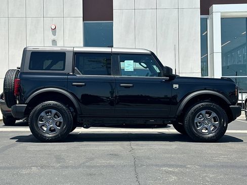 New 2026 Ford Bronco Big Bend AWD/4WD image 2