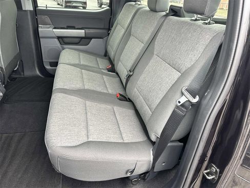 Used 2025 Ford F150 XLT image 12