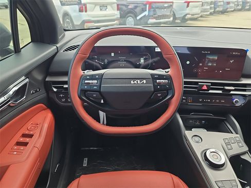 New 2026 Kia Sportage SX Prestige image 14