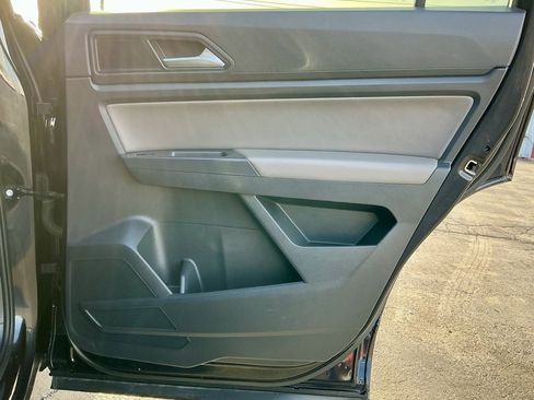 Used 2021 Volkswagen Atlas S image 26