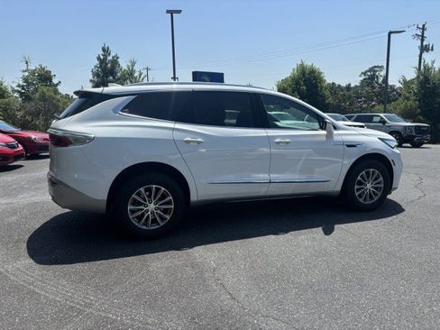 Used 2022 Buick Enclave Essence w/ Trailering Package, 5000 lbs. FWD image 6