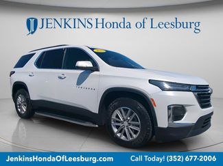 Used 2023 Chevrolet Traverse LT video 1